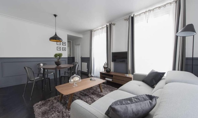 Enfants-Rouges Apartment | Black Pearl, 1BR/1BA, 3 people