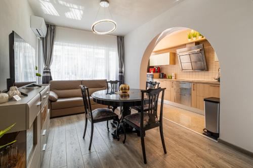 Varna City Centre Apartment | Black Sea Spacious 3BR Apartment by Flat Manаger