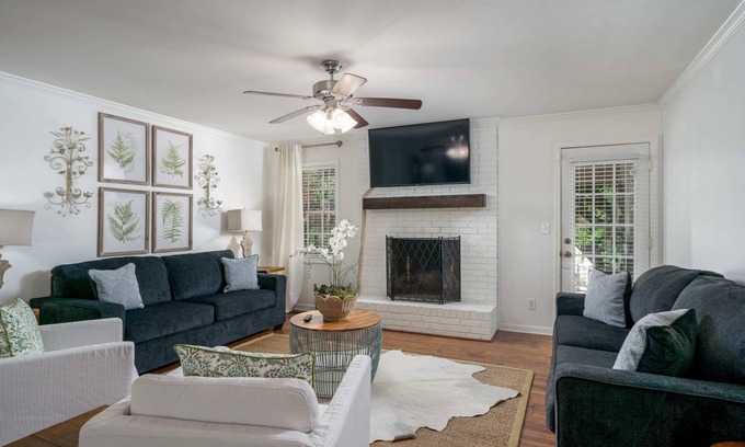 Northport House | Blackberry Place- 3BR 2BA- Near UA- Fenced in yard
