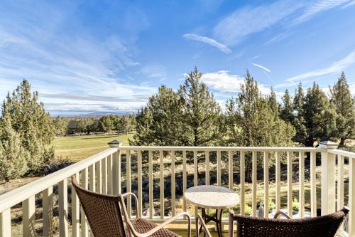 Redmond House | Blackbird Manor