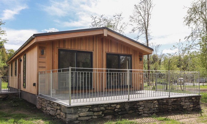 Haverthwaite Cottage | BLACKTHORN COPSE, pet friendly, with a garden in Haverthwaite