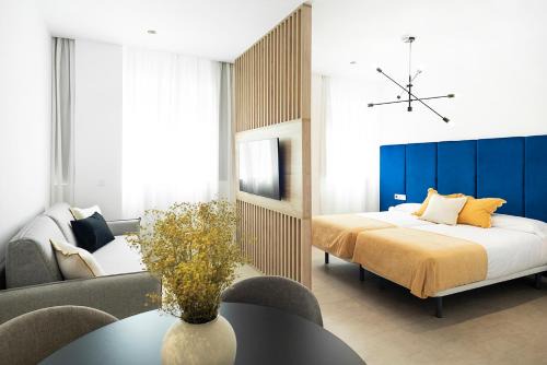 Aiora Apartment | Blanq Marina Suites