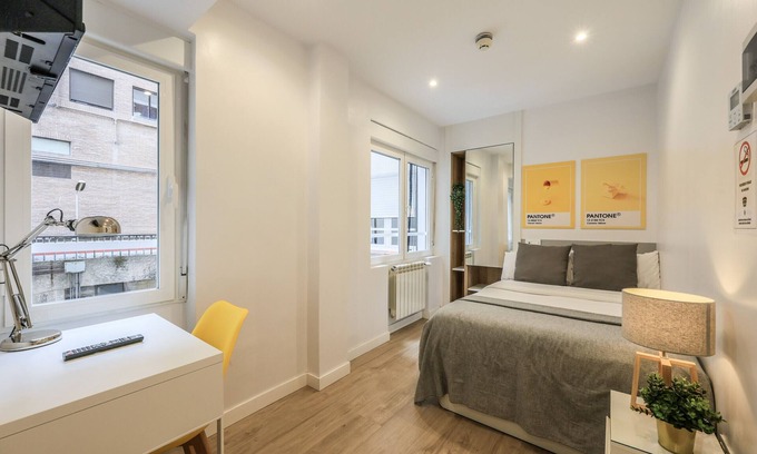 Gaztambide Bed & Breakfast | Blasco de Garay, double room with gym 103