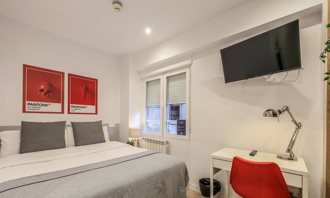 Gaztambide Bed & Breakfast | Blasco de Garay, double room with gym 108