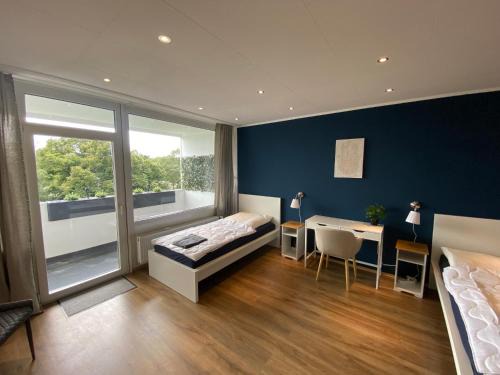 Hochheide Apartment | Blaue Lagune 2,5 Zimmer Balkon smartTV Küche WiFi