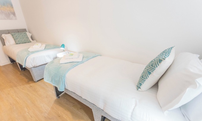 Kidlington Apartment | Blenheim Suite Apartment - 2 Bed 2nd Floor Apt.