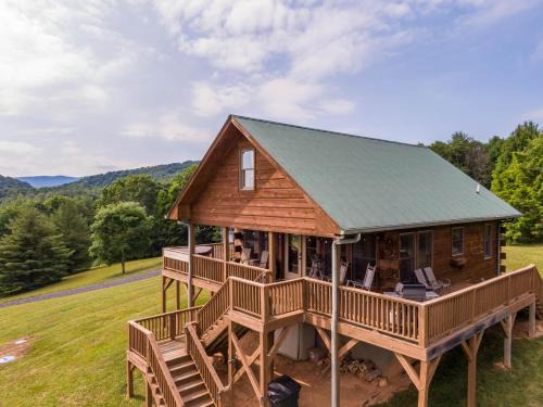 Fleetwood House | Blessed Sunset Getaway