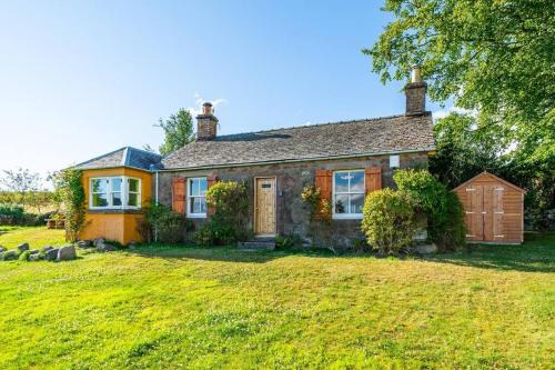 Alyth House | Blindwelleyes Cottage Dog Friendly Rural Haven
