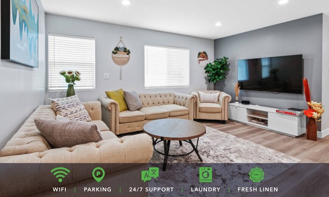 Walnut Valley House | Blissful Moments Hideaway: 3 King Bedrooms, 3 Baths, Full Kitchen, Free Laundry, Streaming Fun, and Patio Bliss