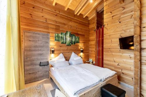 Neuschoenau Apartment | Blockhaus am Baumwipfelpfad