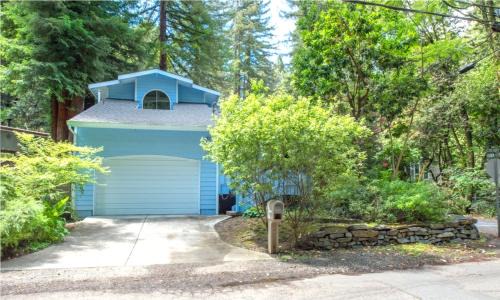 Cazadero House | Blue Cherry! Redwoods! BBQ Grill! Fire Table! Ping Pong! Fast WiFi! Dog Friendly!
