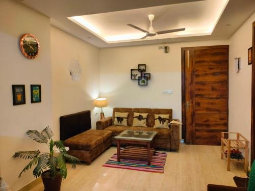 Tapovan Apartment | Blue Heart Home 1 BHK - Spacious Flat in Tapovan