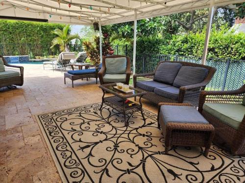 Stuart House | Blue Heaven in the Heart of Stuart Heat salt pool