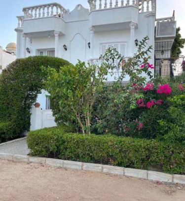 El Hadaba Apartment | Blue House