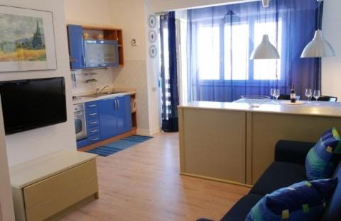 Marina di Castagneto Carducci Apartment | Blue Home
