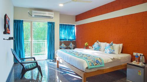 Kumta Hotel | Blue Ocean Sands - On the Beach