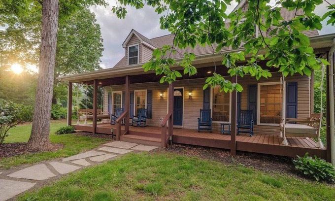 Afton House | Blue Ridge Beau, Lost In The View
