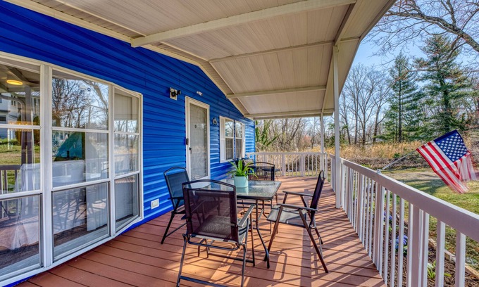 Asheville House | Blue Ridge Haven: Close: 5 mins to Biltmore House & 10 mins to Downtown