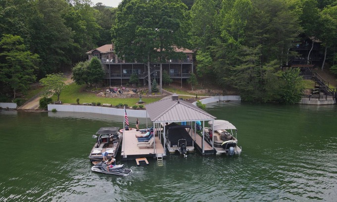 Necowa Cove House | Blue Ridge Lakeside Chateau - Blue Ridge