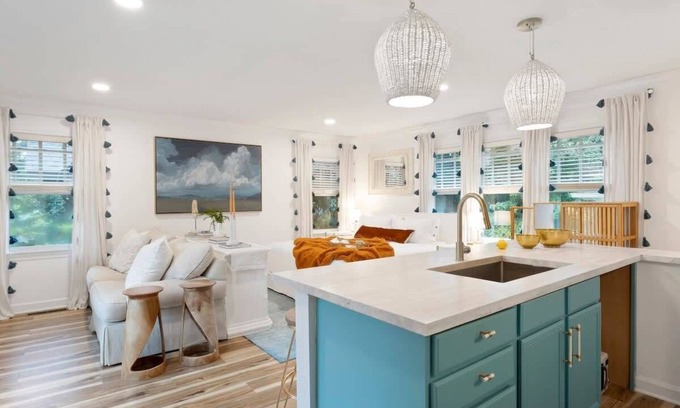 Inman Park Apartment | Blue Sky Studio by Minty Living