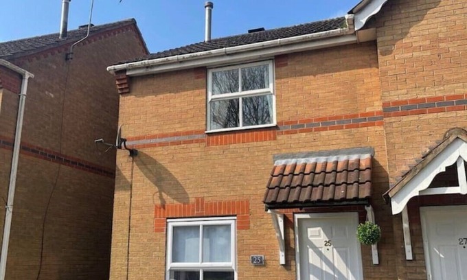 Scunthorpe House | Bluebell House