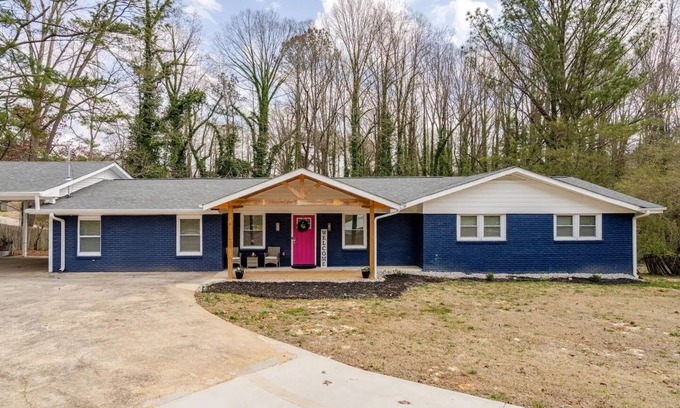 Powder Springs House | Blueberry Creek House @ Powder Springs