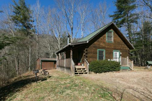 Asheville House | Blueberry Hill Cabin-Private, secluded cabin with a fireplace and New Hot Tub 2025
