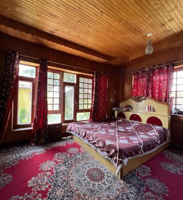 Srinagar House | Bluebird Retreat