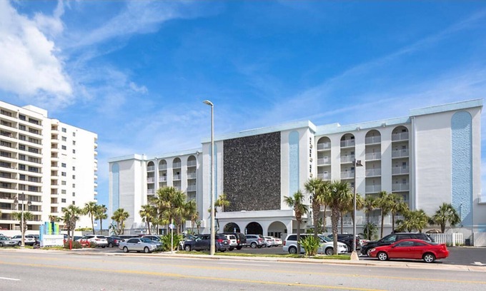 Daytona Beach Shores Resort | Bluegreen | Biketoberfest in Daytona Ocean View