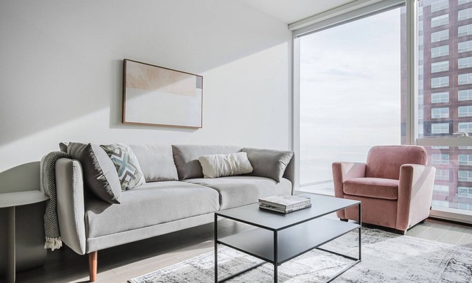 Streeterville Apartment | Blueground | Streeterville, pool & AC, nr Pier