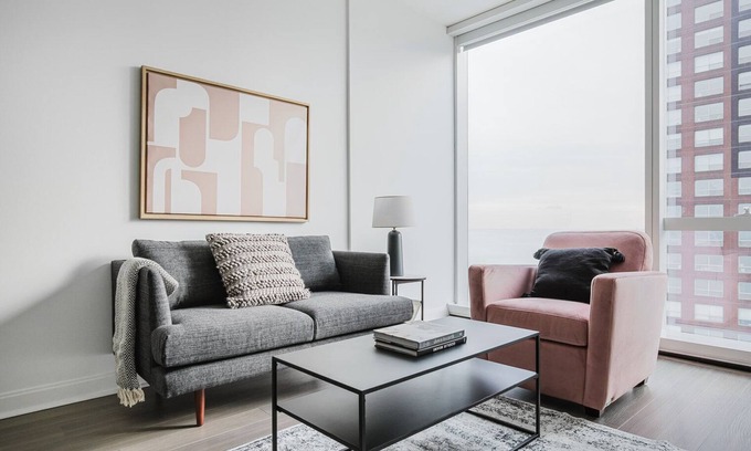 Streeterville Apartment | Blueground | Streeterville, pool & gym, nr Pier