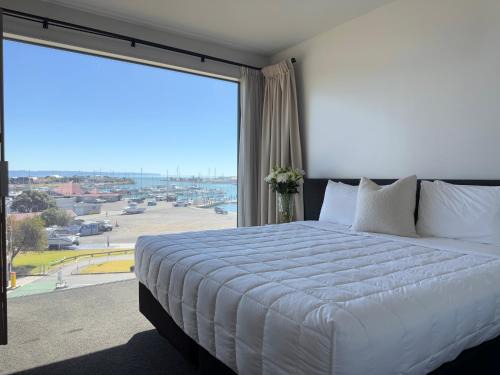 Ahuriri Hotel | Bluewater Hotel