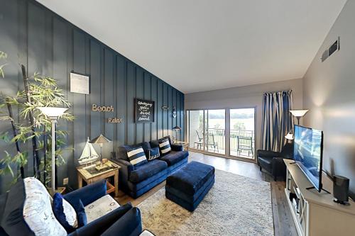 South Beach Villa | Bluff Villas 1817