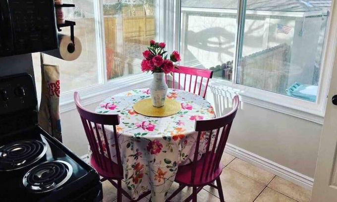 Central - Terry Apartment | Bo's 2 bedroom with HOT TUB and washer & dryer.