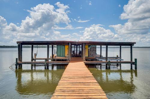 Welaka House | Boat, Fish and Unwind Waterfront Welaka Getaway!