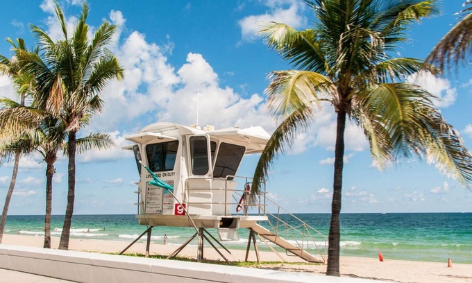Bermuda Riviera House | BOAT SHOW TuckersBeachHouse.Pool, Waterfront, Amazing location!