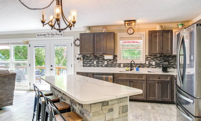 Tazewell House | Boat, Swim & Unwind: Waterfront Norris Lake Home!