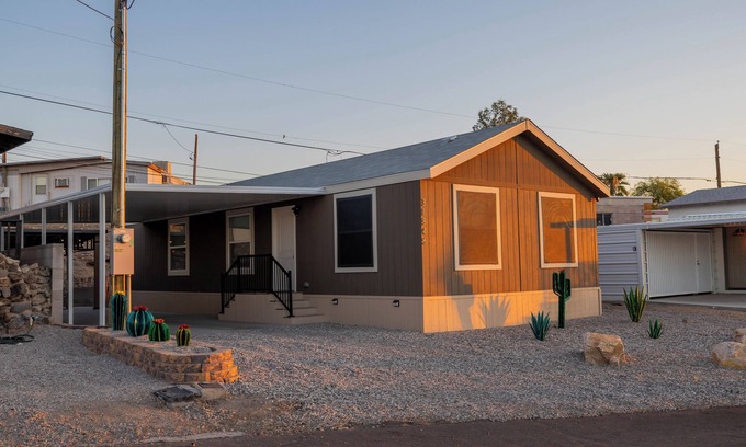 Cienega Springs House | Boater’s Paradise: 3BR Home 1 Mile from Launch Ramp – Bring Your Boats & Toys!