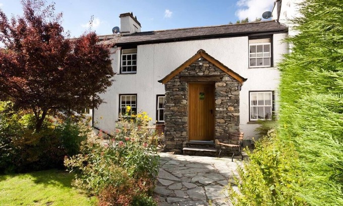 Satterthwaite Cottage | BOBBIN BECK COTTAGE, pet friendly, with open fire in Satterthwaite