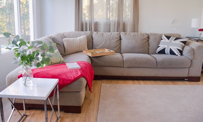Bobcaygeon Apartment | Bobcaygeon! 1 Bedroom Apartment Close to Patios & Shops