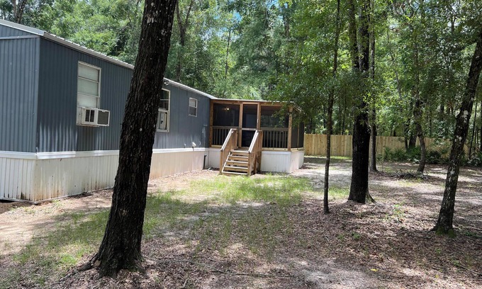Branford House | Bohemian Acres: Cozy 2-bedroom house in welcoming Branford, FL.