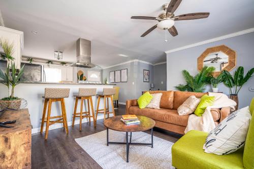 Collier Heights House | Bohemian Dream House - Near Mercedes Benz Stadium