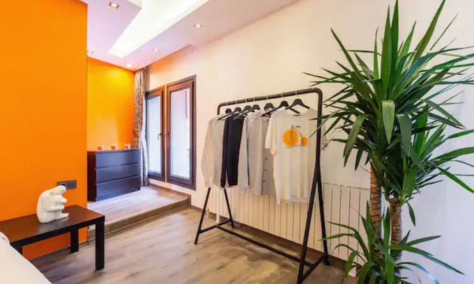 Ortakoy Apartment | Bohemian Orange Flat, Ortakoy