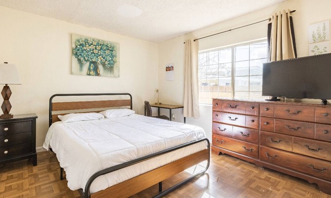 Simi Valley House | Boho 1-Bedroom/Shared Bathroom Residential Home