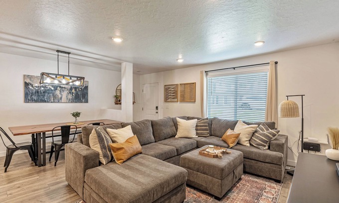 Layton House | Boho 3 Bedroom Townhome Near Ski Resorts & Hill AFB