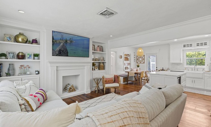 Fort Myers House | Boho Chic~ A perfect family vacation home, minutes from Sanibel Island