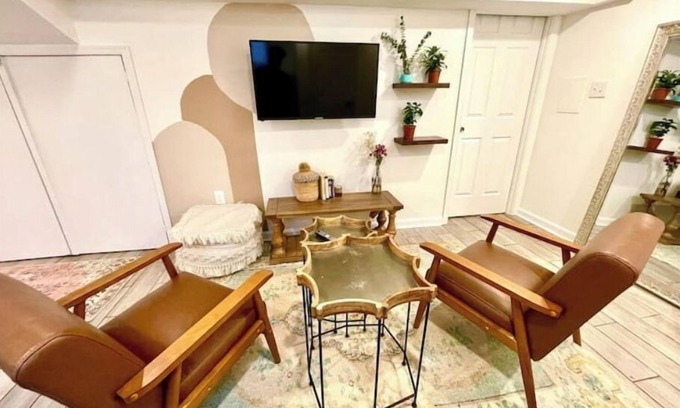 Deanwood Apartment | Boho-Chic Deanwood Guest Suite