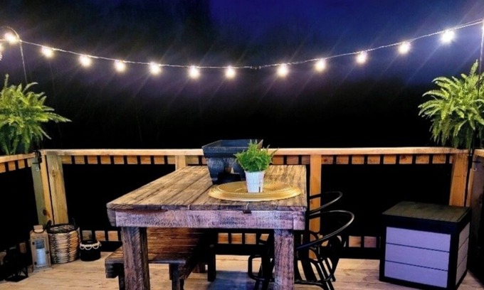 Spruce Pine Cabin | Boho Chic Retreat! Hot Tub+Fire Pit! Nearby Spruce Pine & Blue Ridge Parkway!