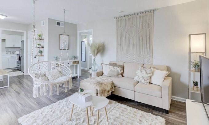 Medical District House | **Boho Hideaway Midtown Memphis Cozy Apartment**