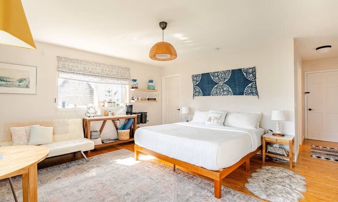 Hood River Apartment | Boho Hood River Master Suite w/Private Entry